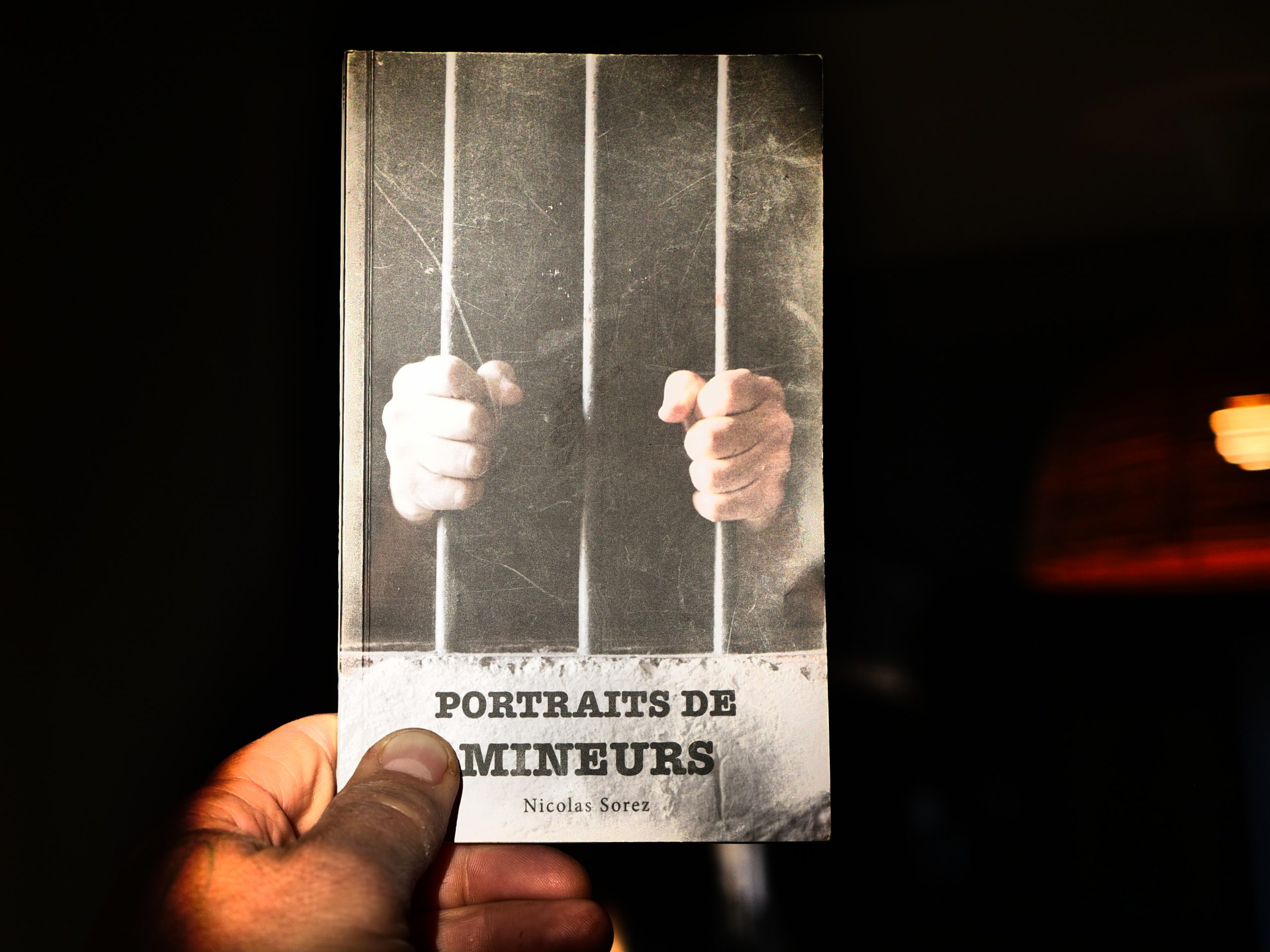 You are currently viewing Pour recevoir le livre PORTRAITS DE MINEURS